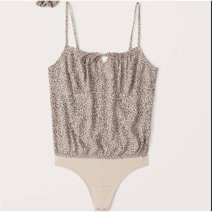 Abercrombie and Fitch Cinched Tie Front Bodysuit XS